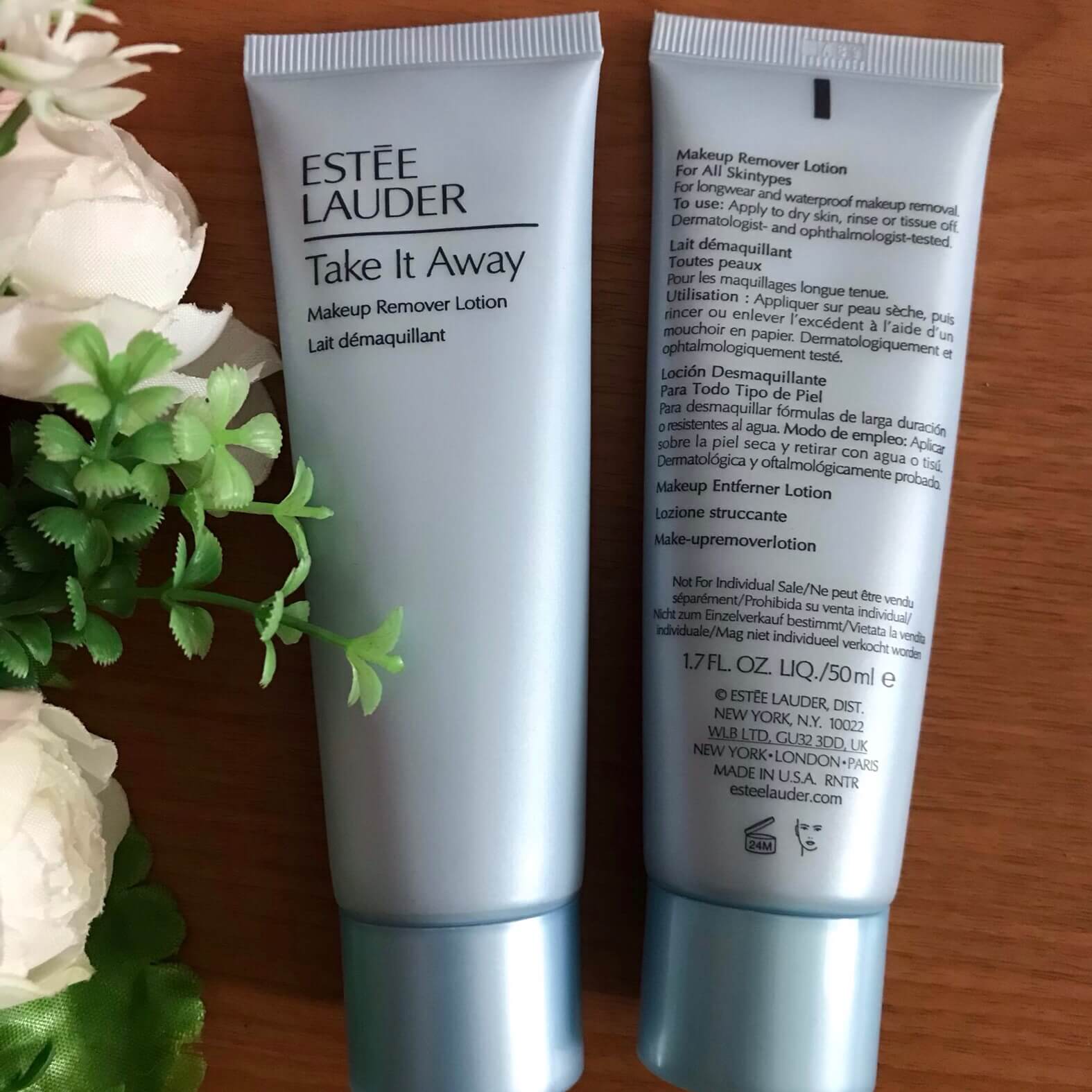 Estee lauder TAKE IT AWAY Makeup Remover Lotion 50 ml ครีมที่ช่วยขจัดสิ่งตกค้างให้ผิวได้ล้ำลึกและสะอาดหมดจด